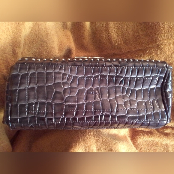 Kathy Van Zeeland KVZ Brown Croc-Embossed Women's Handbag - Picture 4 of 10